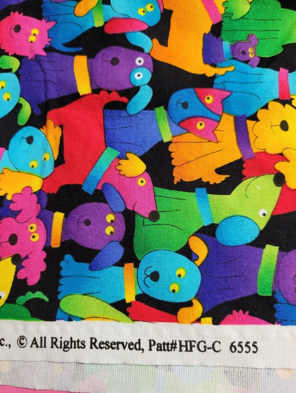 Timeless Treasures Fabrics Inc Colorful Cartoon Dog Theme Sewing Fabric (1506)